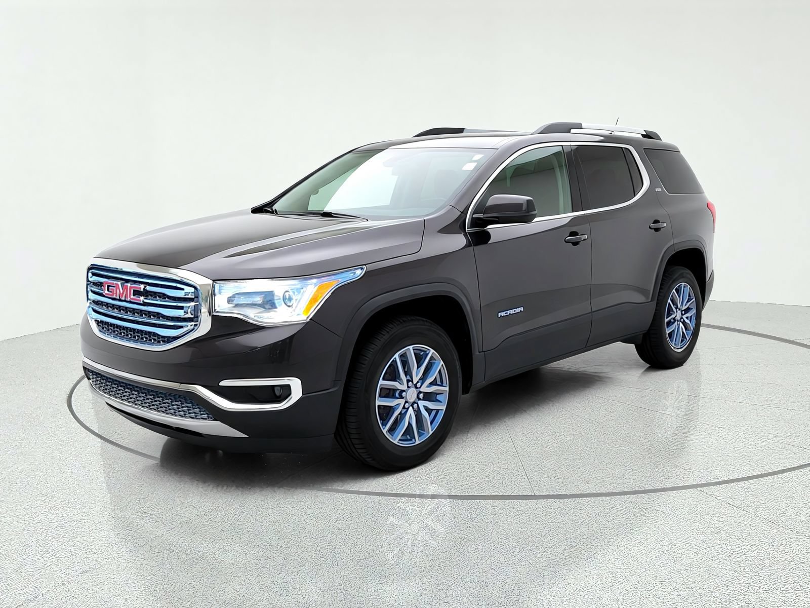 Used 2017 GMC Acadia SLE FWD image 2