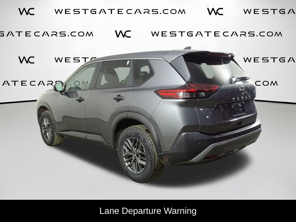Used 2023 Nissan Rogue S image 5