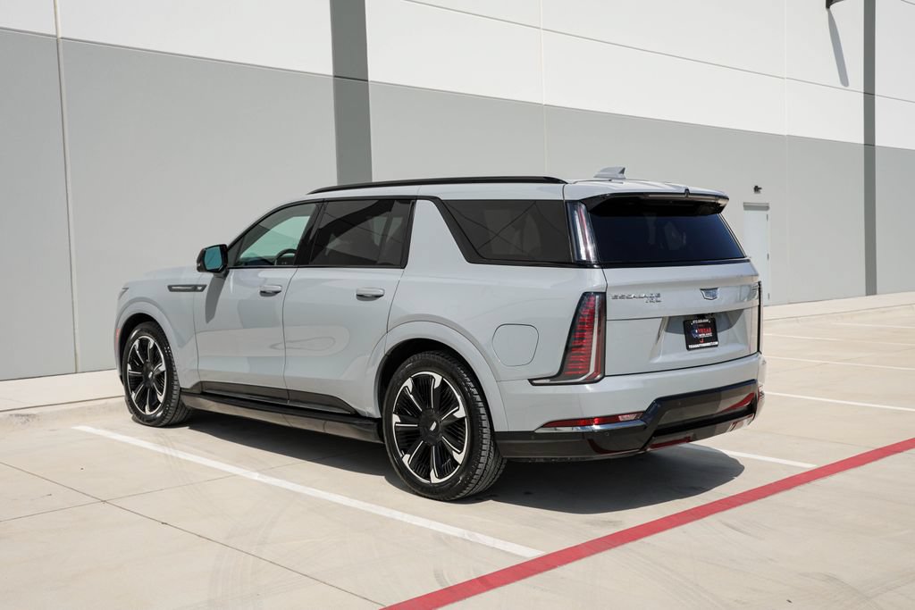 Used 2026 Cadillac Escalade IQL Sport 1 AWD/4WD image 5