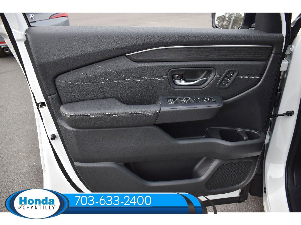 New 2026 Honda Pilot Touring image 26