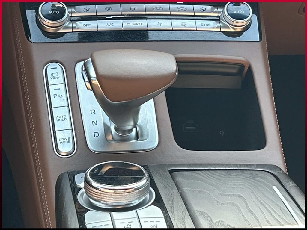 Used 2022 Genesis G90 3.3T Premium RWD image 29