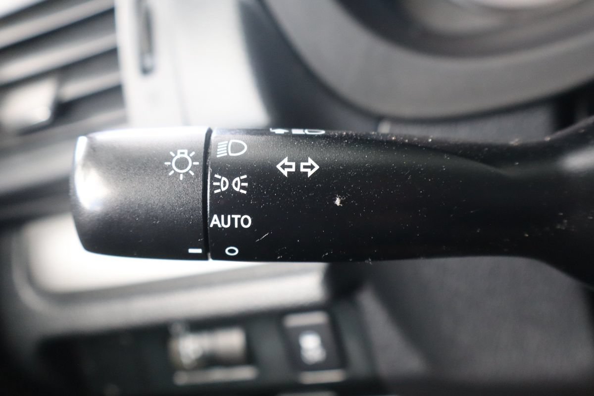 Used 2015 Subaru Forester 2.0XT Premium AWD/4WD image 32