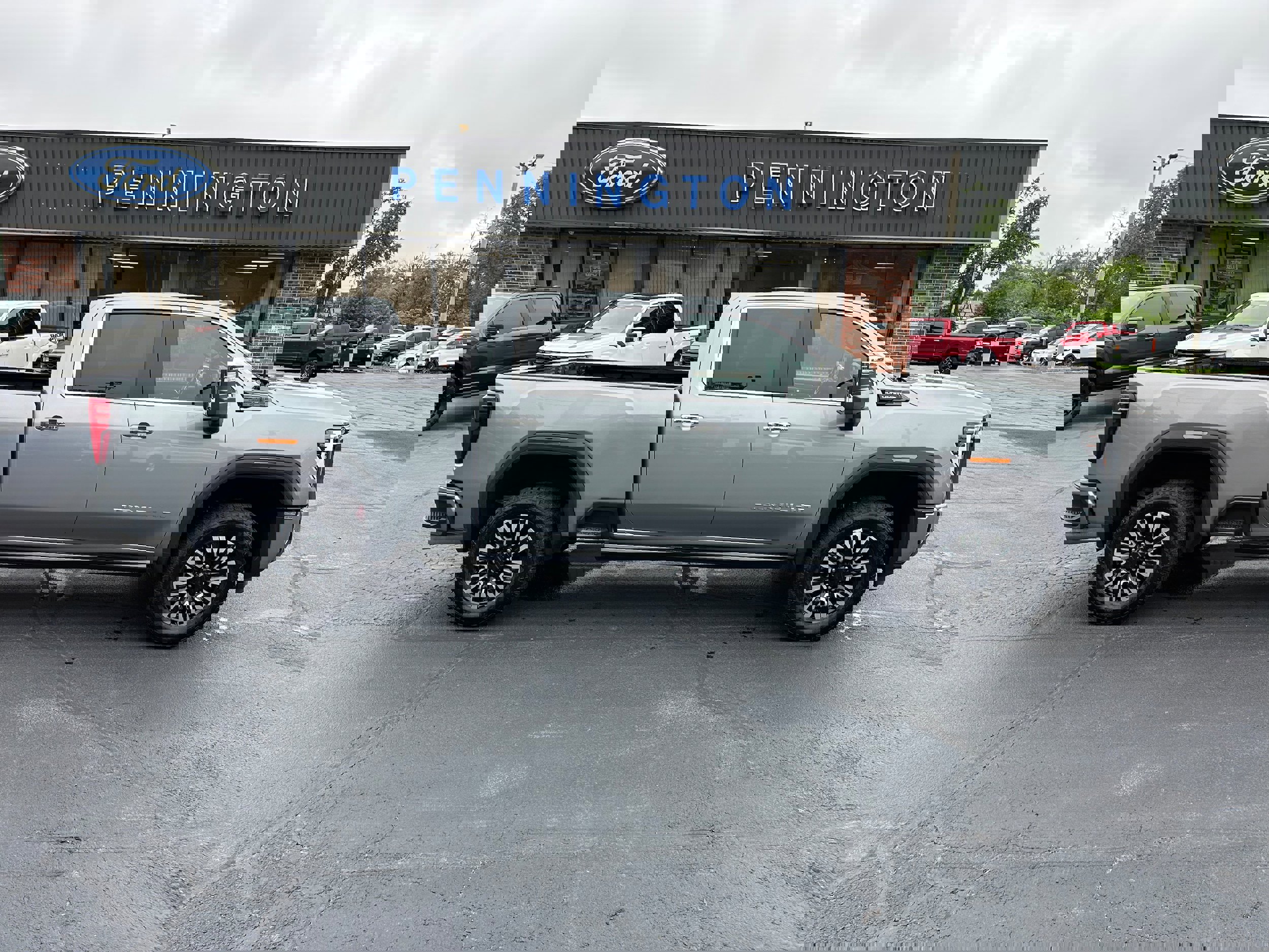 Used 2024 GMC Sierra 2500 Denali Ultimate image 24