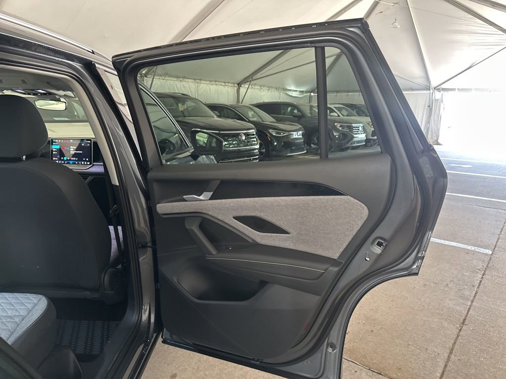 New 2026 Volkswagen Tiguan S FWD image 17