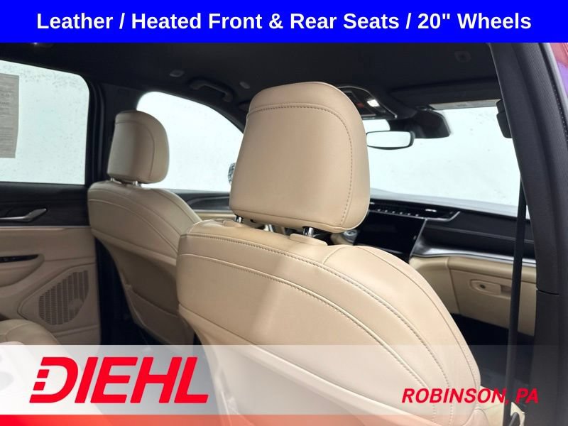 Used 2023 Jeep Grand Cherokee Limited w/ MOPAR Finishing Package AWD/4WD image 13