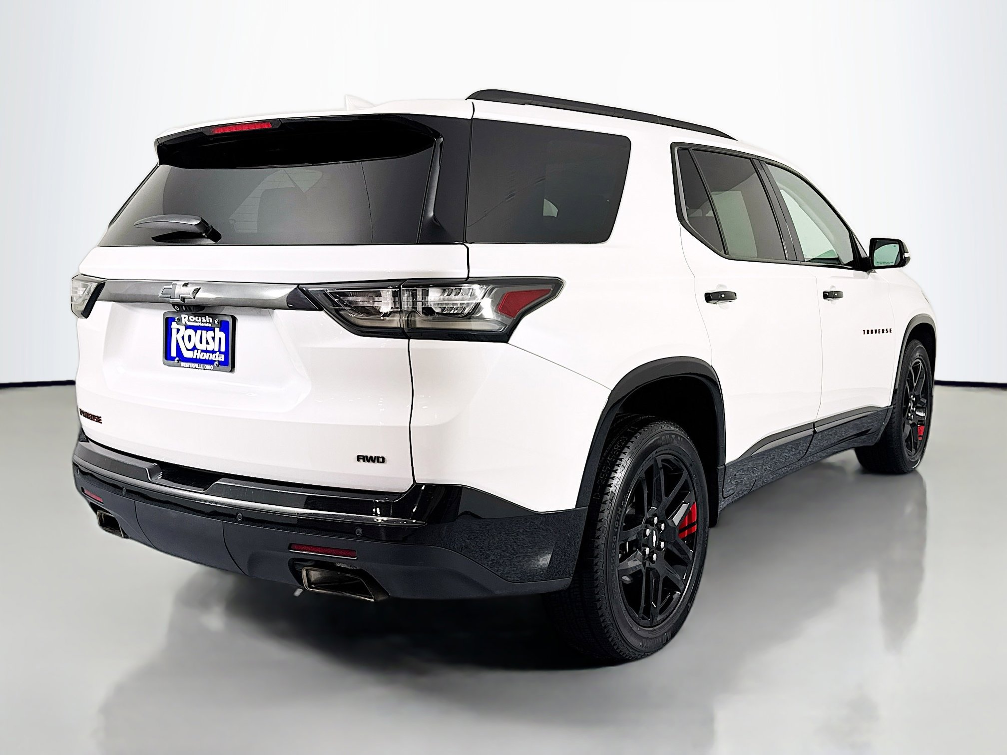 Used 2020 Chevrolet Traverse Premier w/ Redline Edition image 5