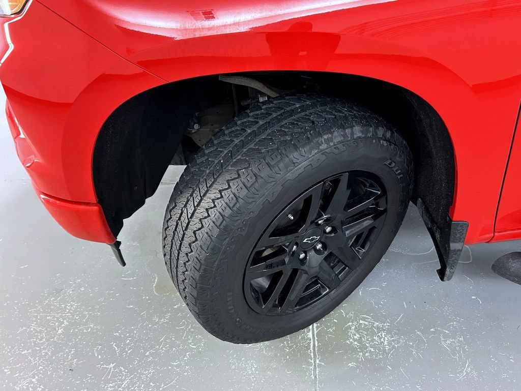 Certified 2024 Chevrolet Silverado 1500 Custom w/ Turbomax Blackout Package AWD/4WD image 24