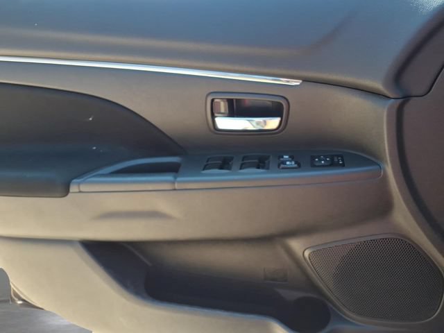 Used 2024 Mitsubishi Outlander Sport ES AWD/4WD image 15