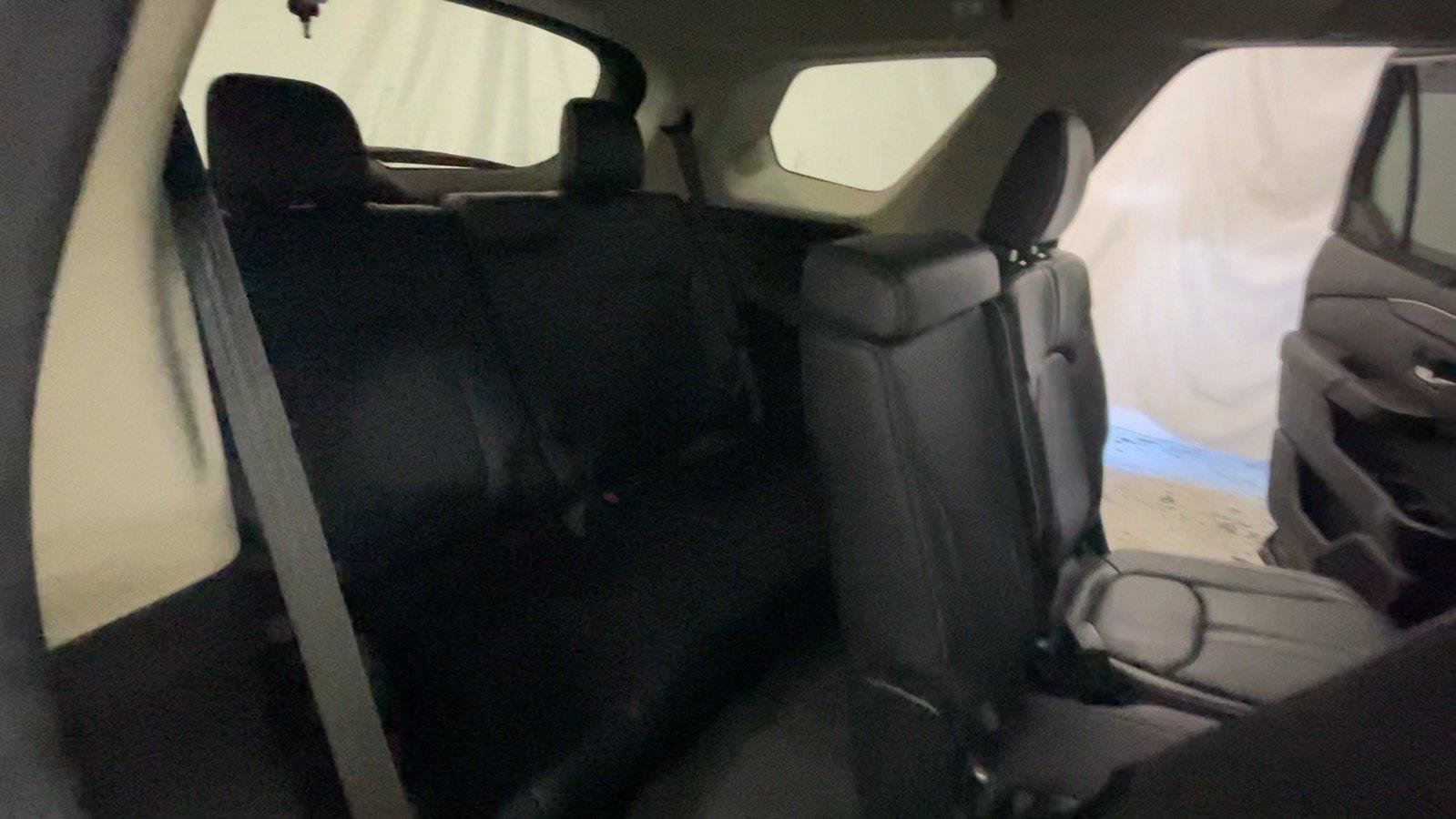 Used 2025 Honda Pilot Elite image 25