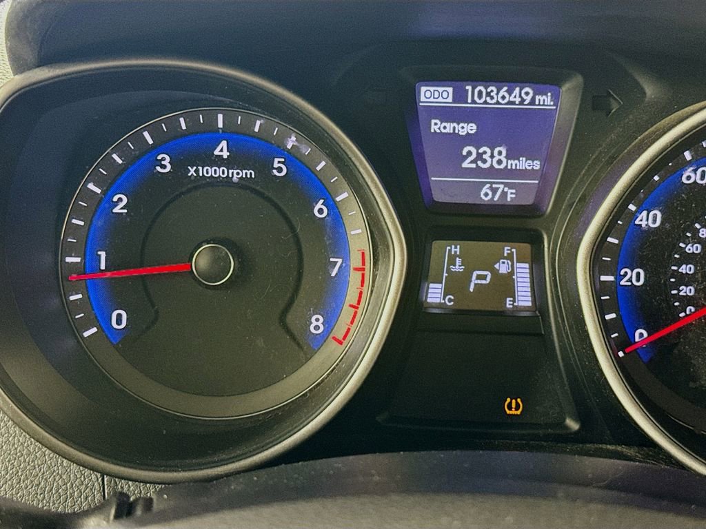 Used 2017 Hyundai Elantra GT image 14