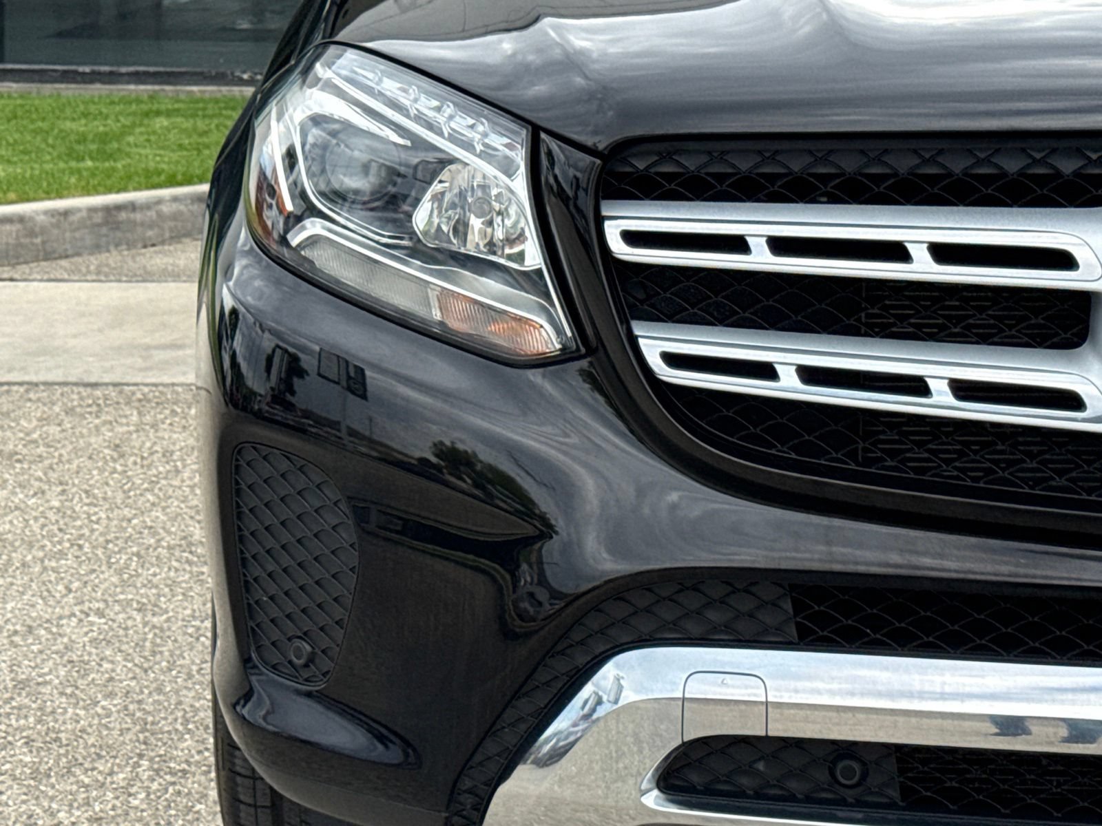 Used 2019 Mercedes-Benz GLS 450 4MATIC image 7