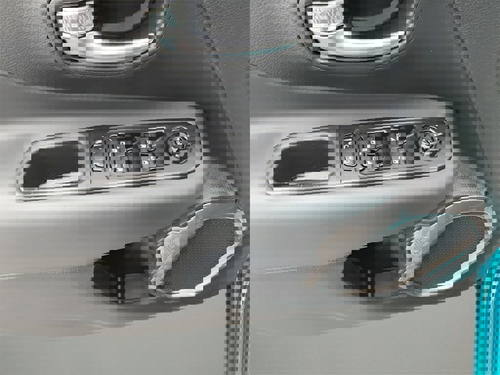 Used 2022 Jeep Renegade Limited image 4