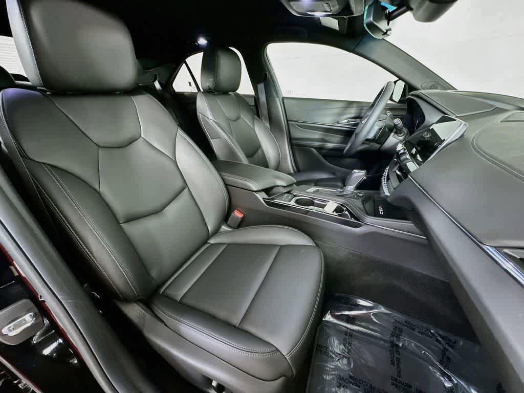 Used 2023 Cadillac CT4 Luxury RWD image 15