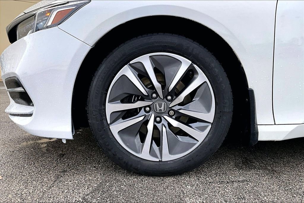 Used 2018 Honda Accord Hybrid image 10