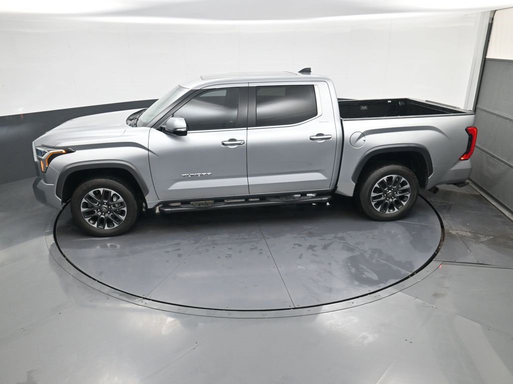 Used 2025 Toyota Tundra Limited image 29