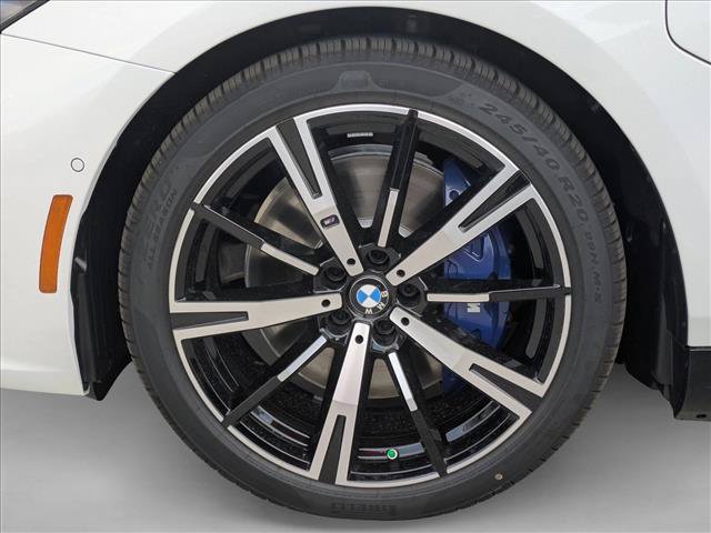 New 2027 BMW 550e xDrive w/ Executive Package AWD/4WD image 10