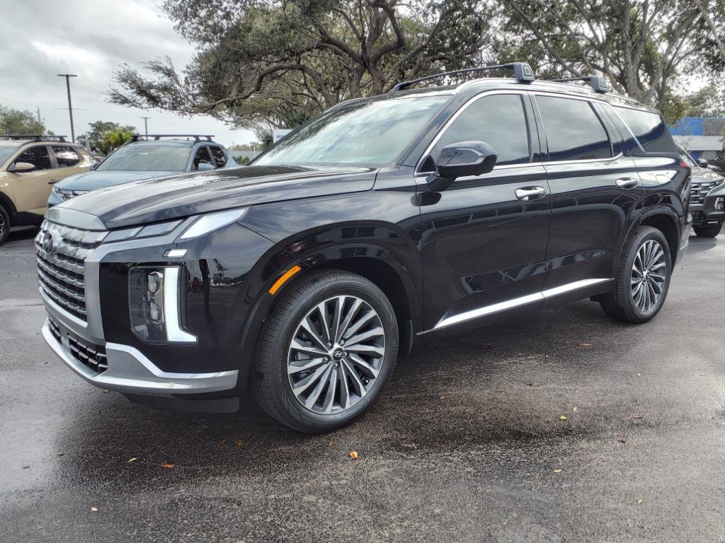 Used 2024 Hyundai Palisade Calligraphy image 15