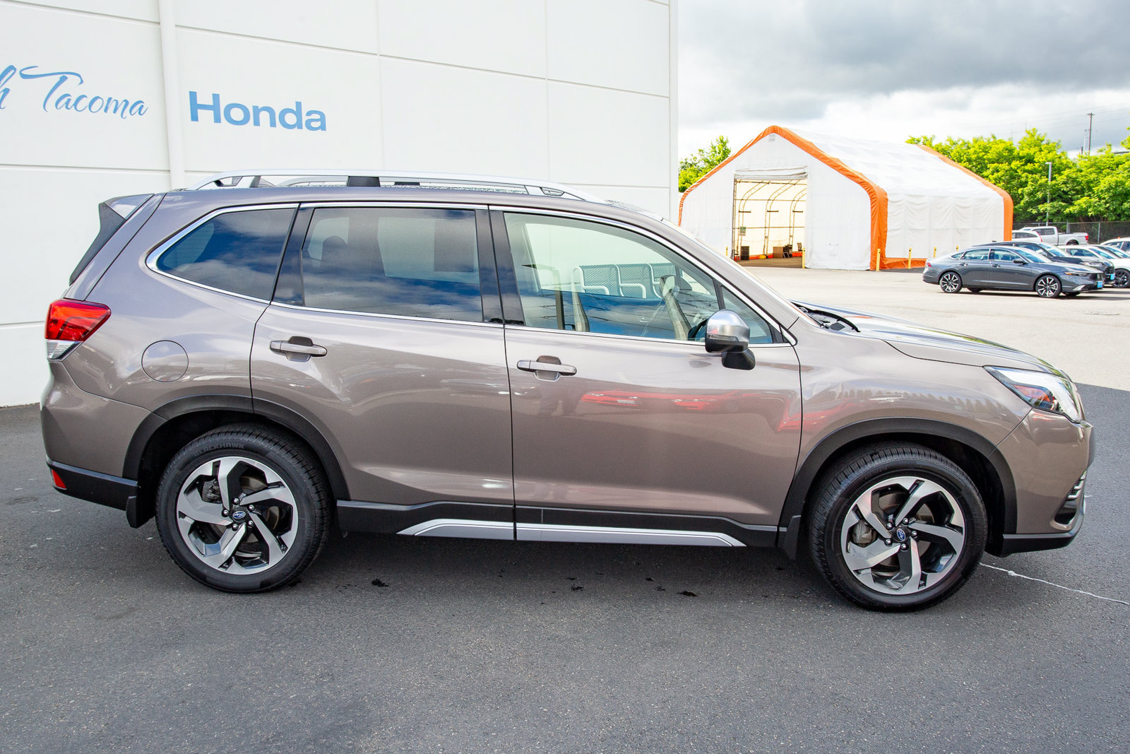 Used 2022 Subaru Forester Touring w/ Popular Package #3 AWD/4WD image 16