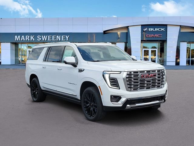 New 2026 GMC Yukon XL Denali w/ Denali Reserve Package AWD/4WD image 3