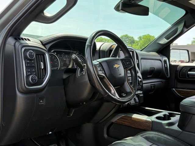Used 2021 Chevrolet Silverado 1500 High Country AWD/4WD image 17