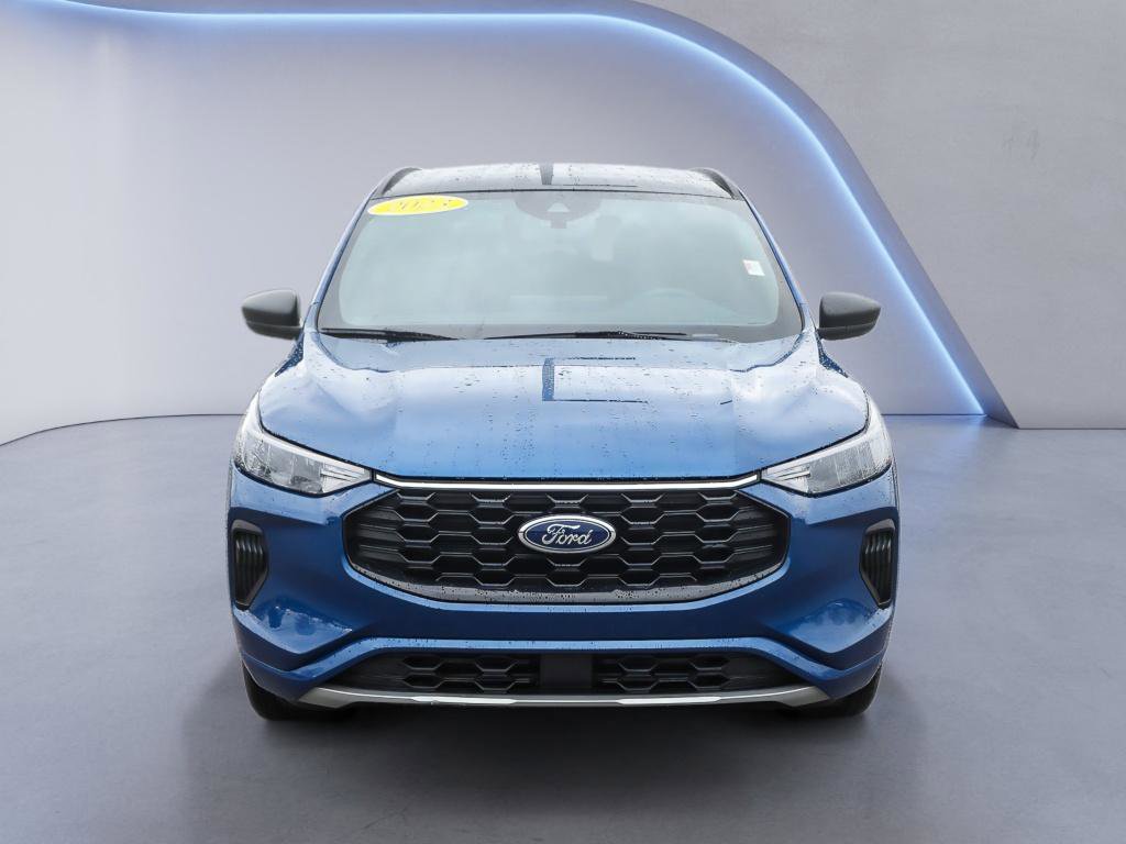 Used 2023 Ford Escape ST-Line w/ Tech Pack #1 image 9