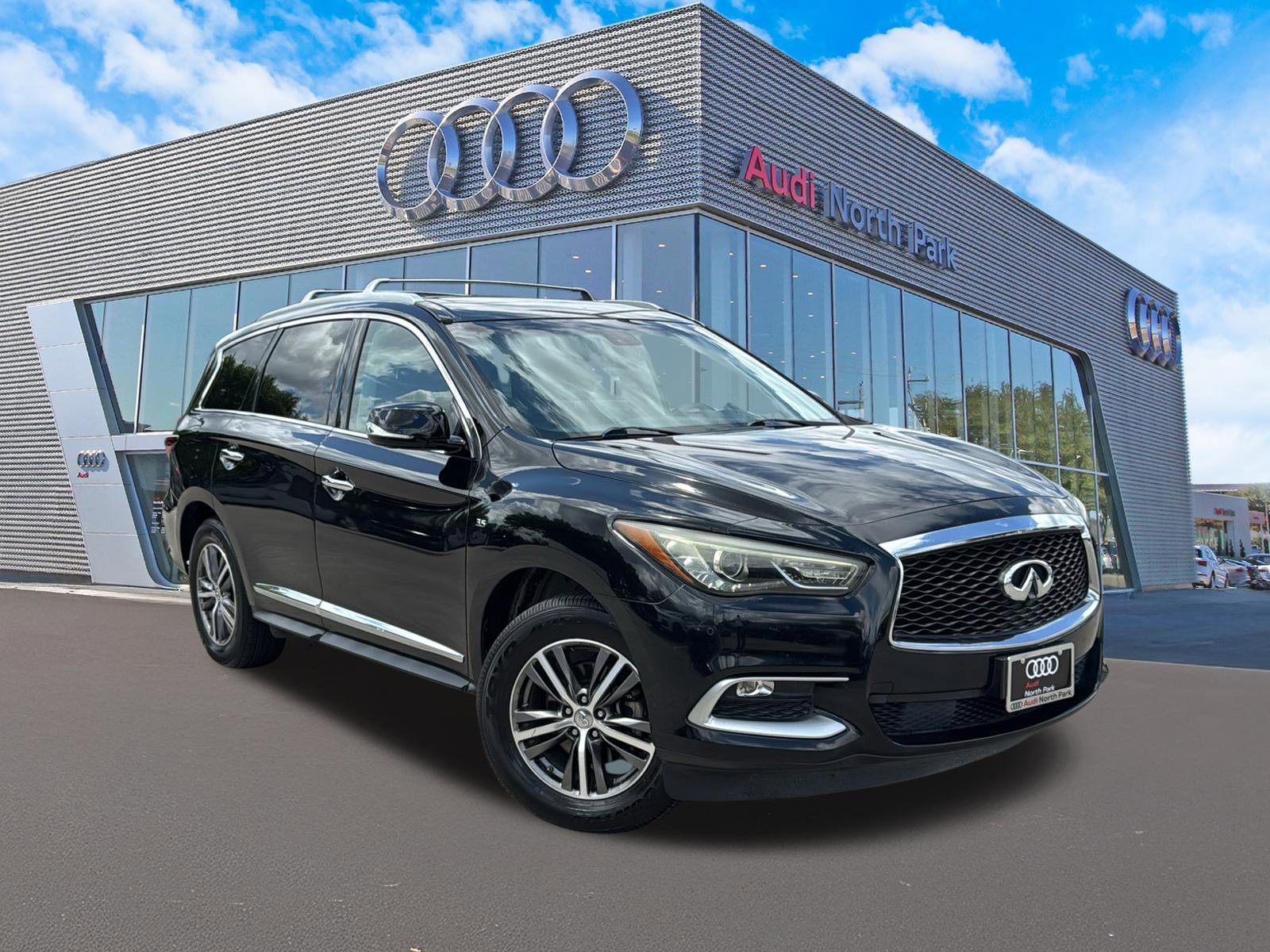 Used 2016 INFINITI QX60 AWD w/ Premium Plus Package image 1