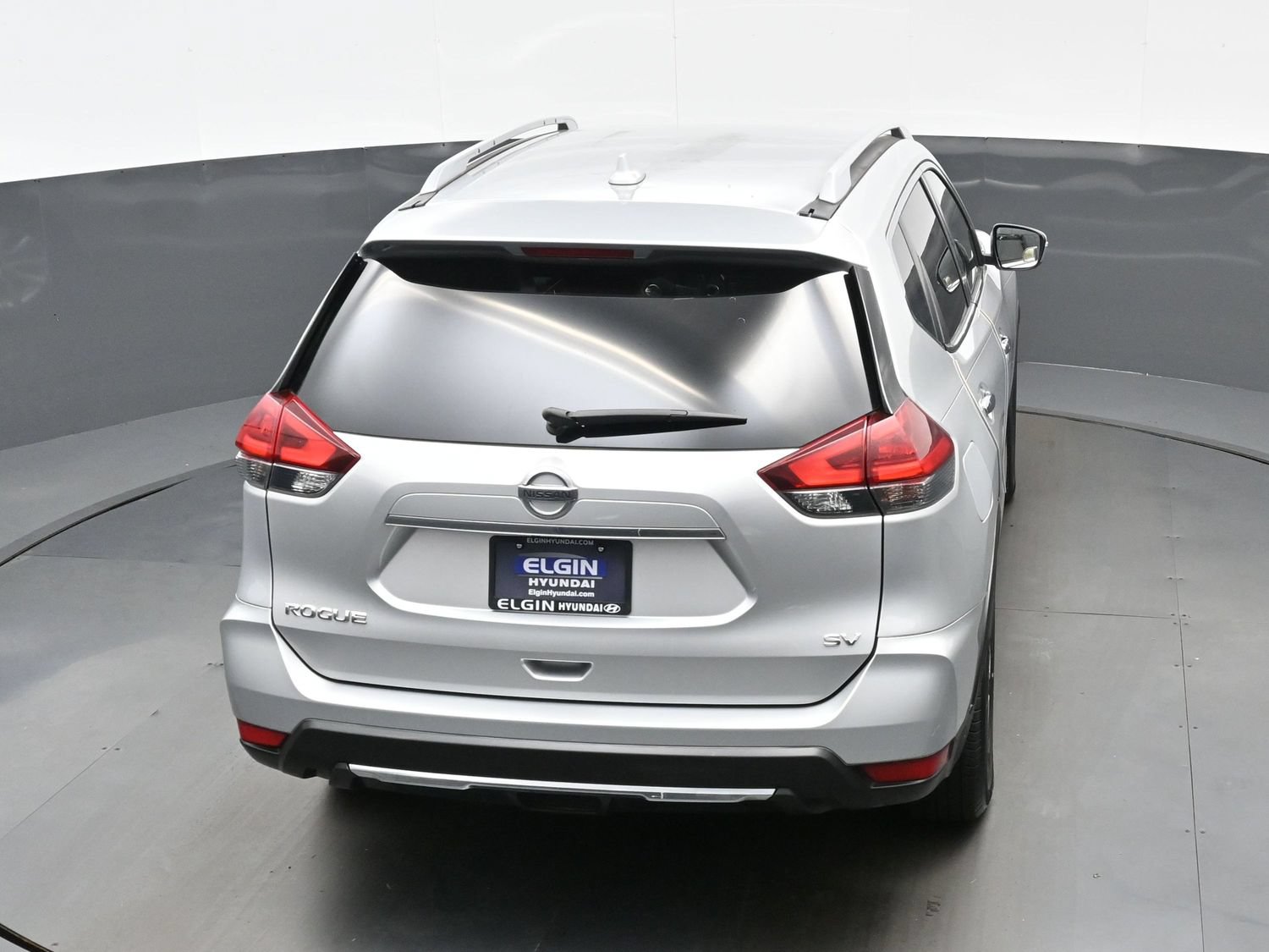 Used 2018 Nissan Rogue SV FWD image 37