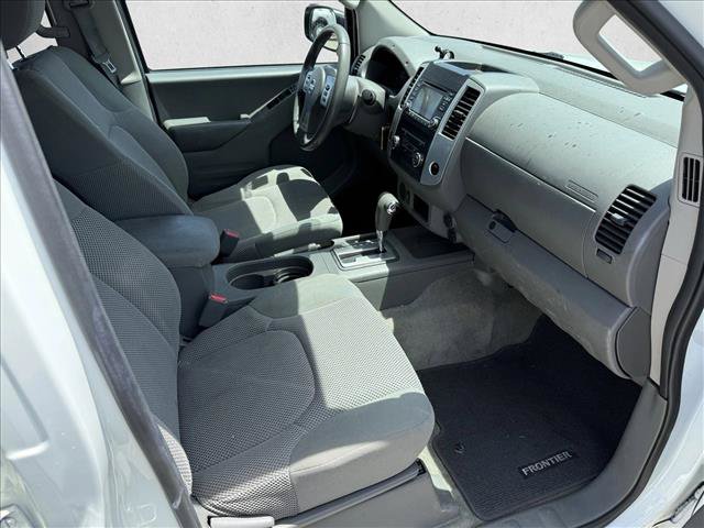 Used 2016 Nissan Frontier SV RWD image 17