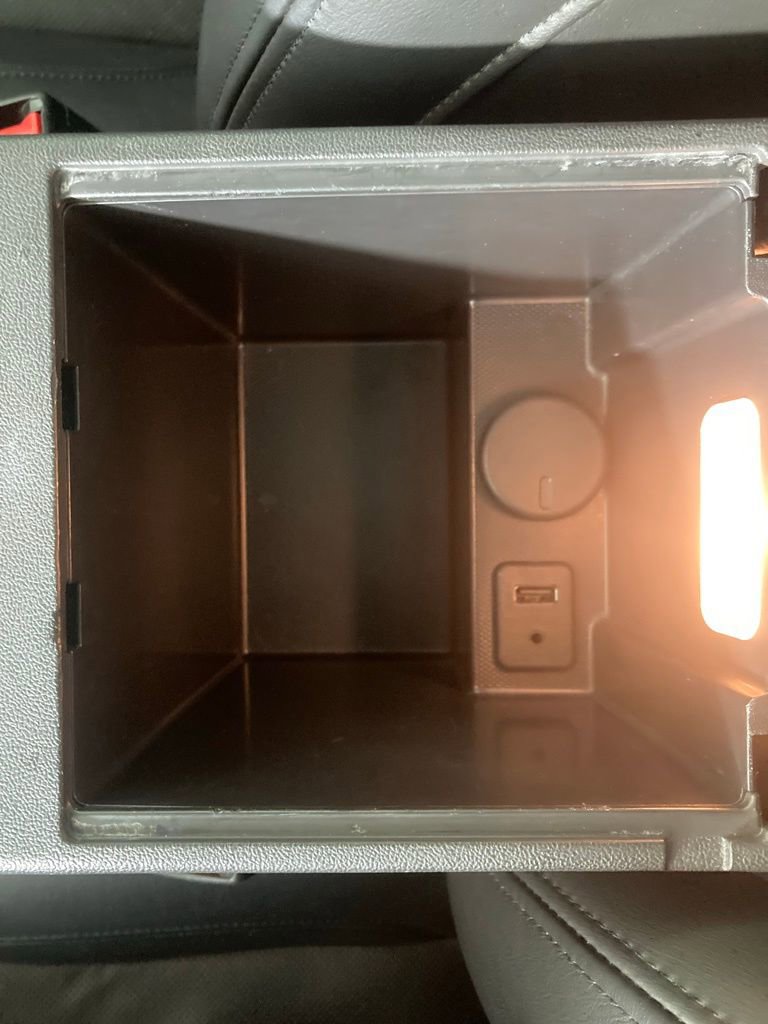 Used 2013 Buick LaCrosse Touring FWD image 10