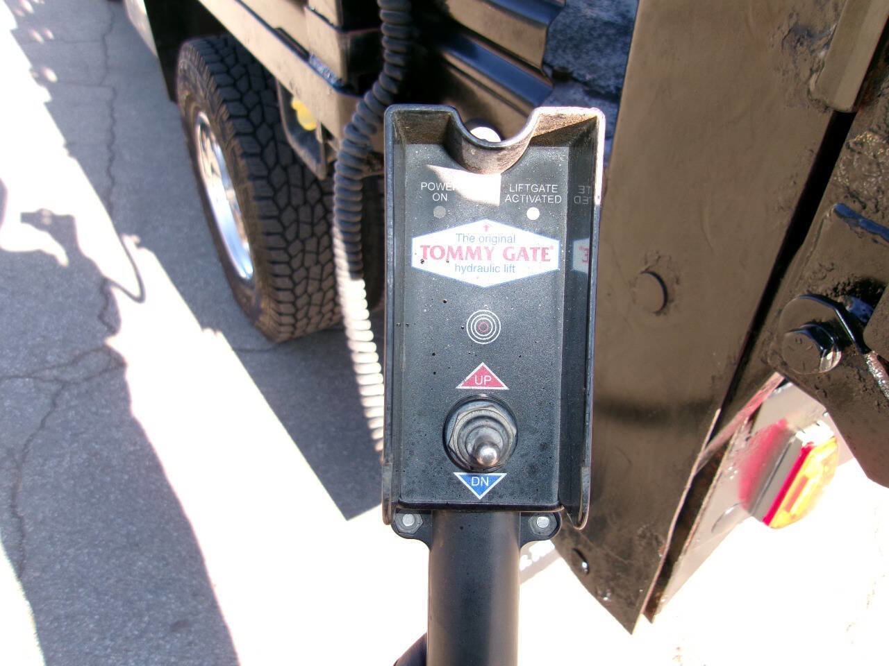 Used 2011 Ford F350 XL w/ Trailer Tow Pkg image 15