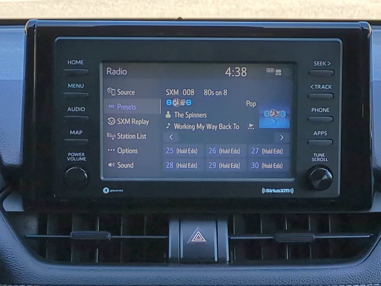 Used 2020 Toyota RAV4 XLE FWD image 18