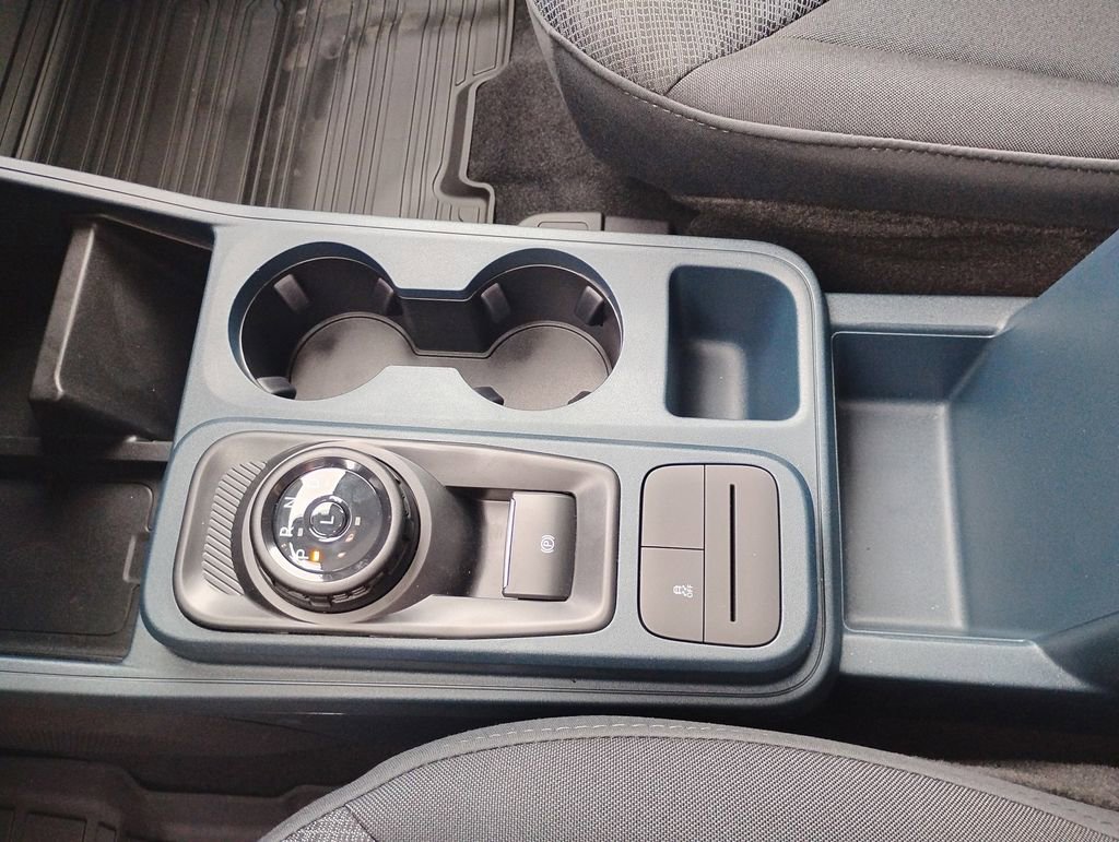 New 2025 Ford Maverick XL image 25