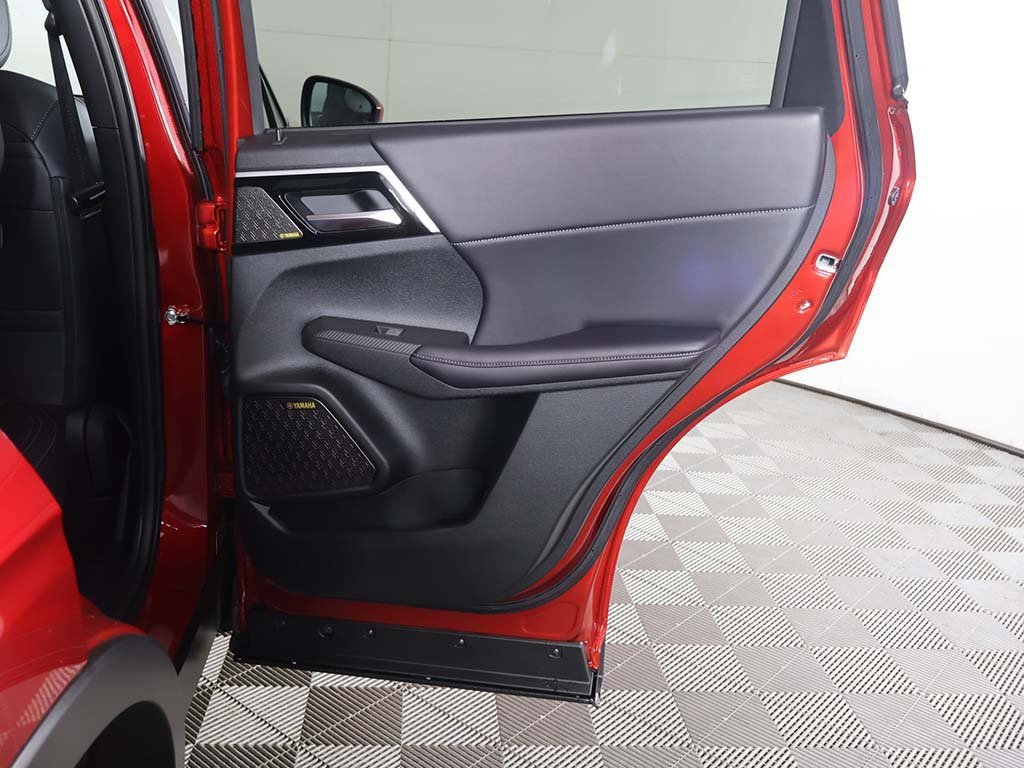 New 2025 Mitsubishi Outlander SE image 30