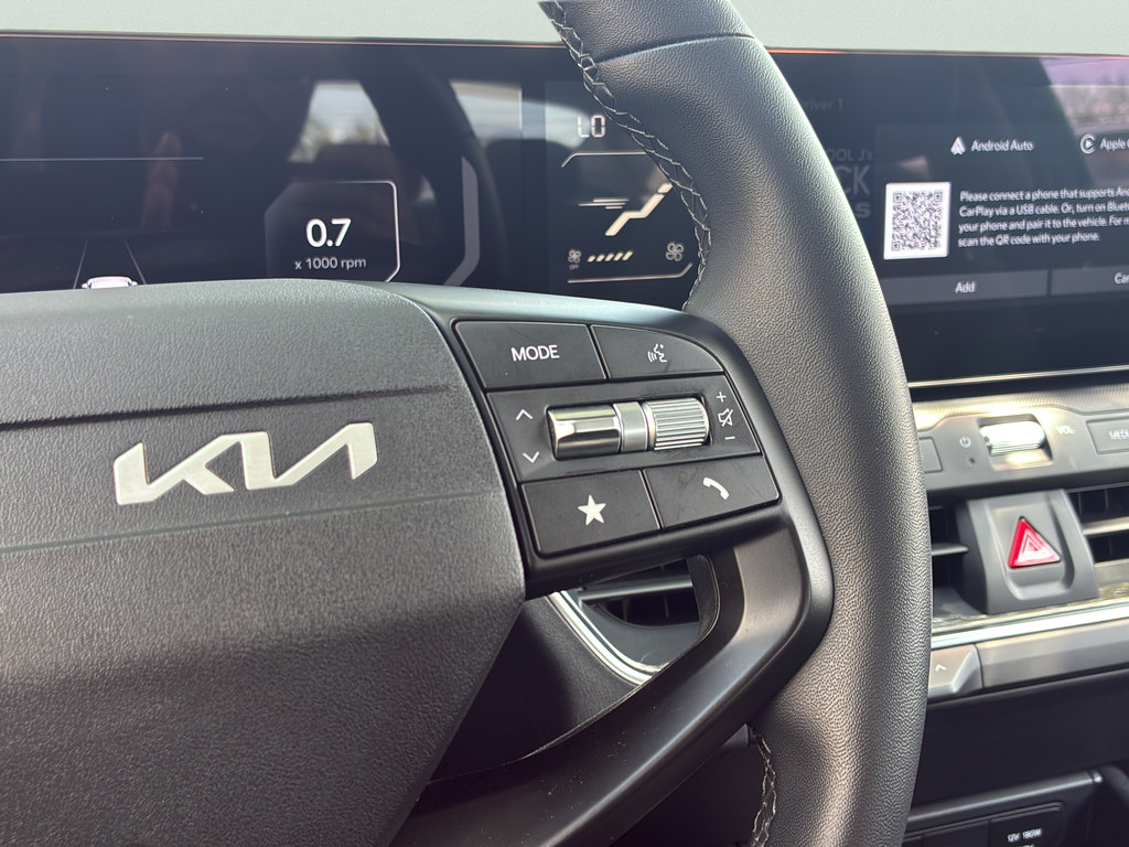 Used 2025 Kia K4 EX FWD image 25