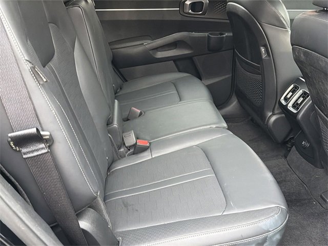 Used 2025 Kia Sorento S w/ Panoramic Sunroof Package image 32