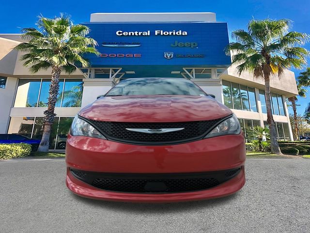 New 2026 Chrysler Voyager LX image 3