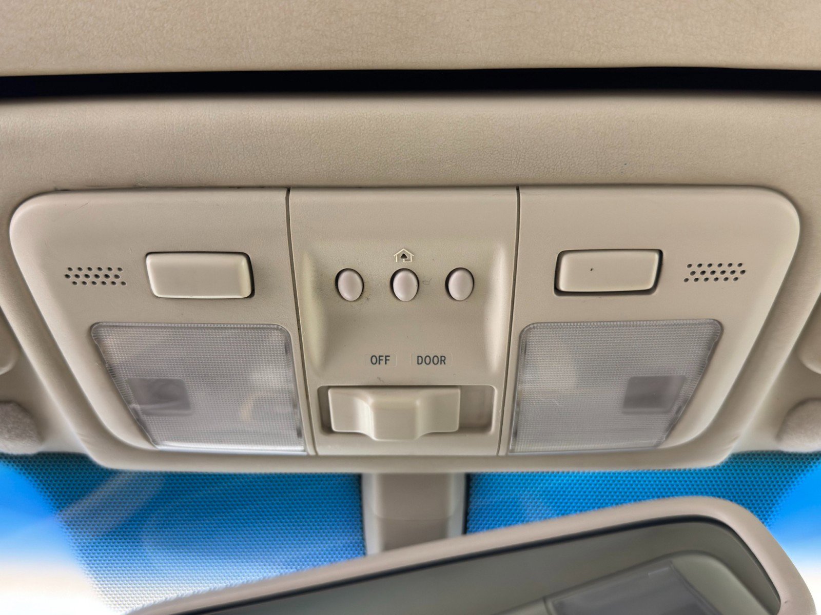 Used 2002 Lexus SC 430 Convertible image 29