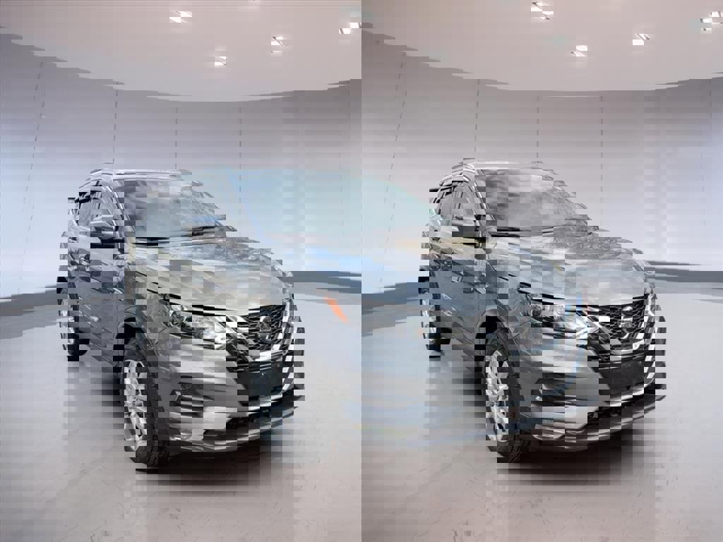 Used 2022 Nissan Rogue Sport SV w/ Technology Package