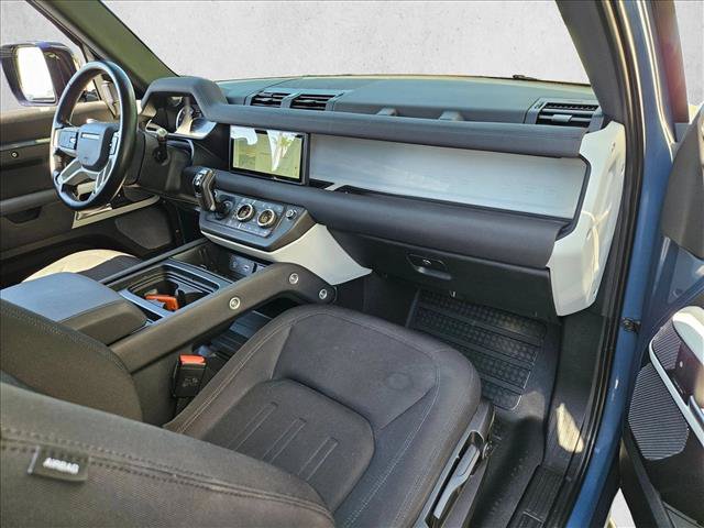 Used 2021 Land Rover Defender 90 AWD/4WD image 21