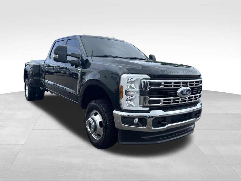Used 2024 Ford F350 XLT w/ 360-Degree Camera Package image 2