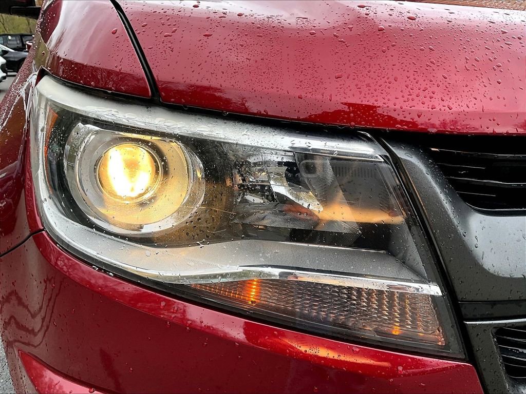 Used 2018 Chevrolet Colorado Z71 AWD/4WD image 27