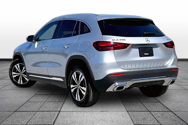 Used 2026 Mercedes-Benz GLA 250 4MATIC image 5