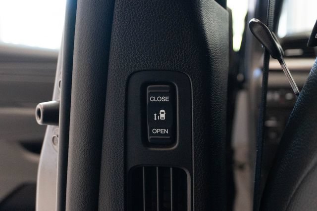 Used 2025 Honda Odyssey Sport-L image 22
