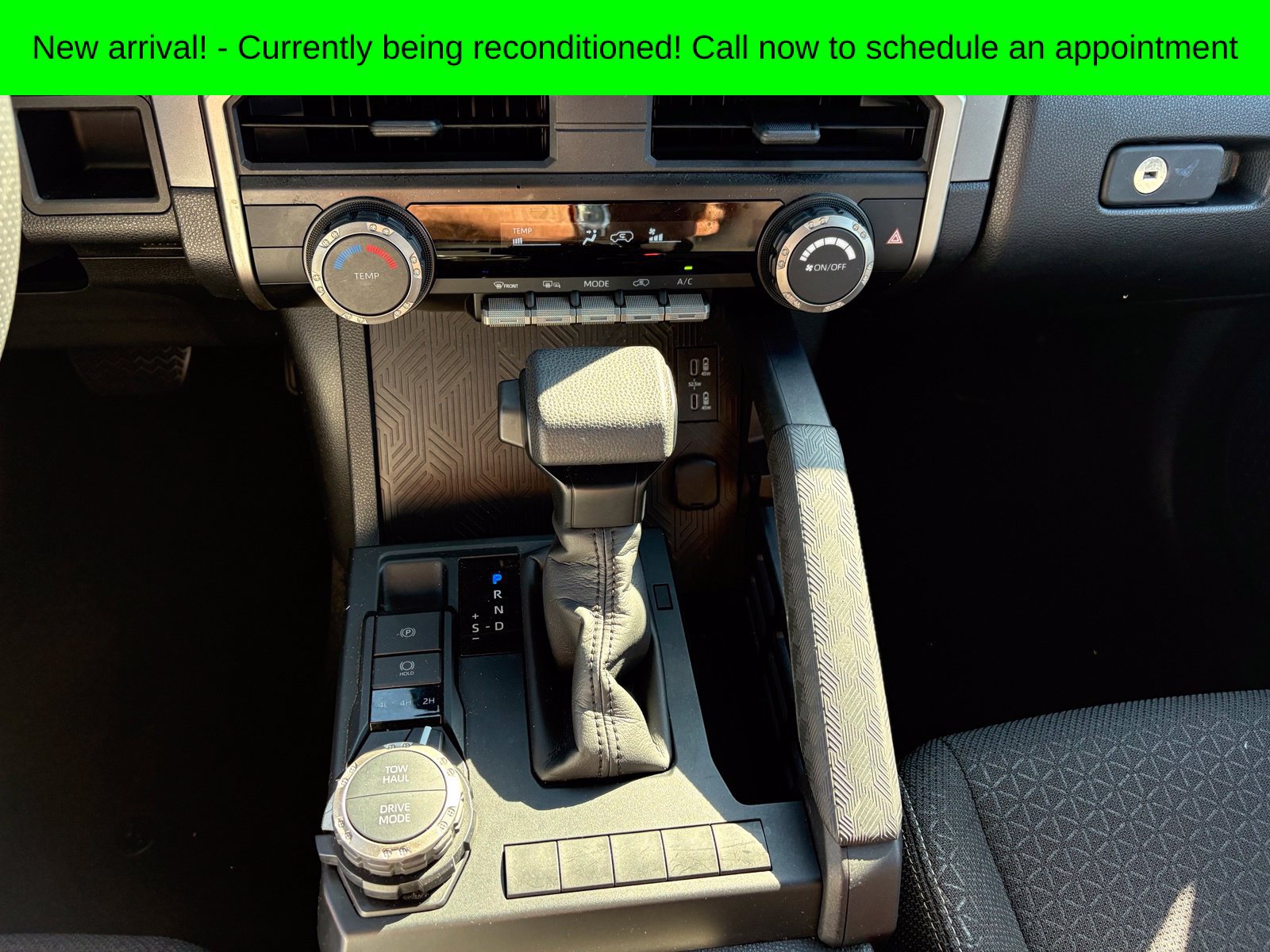 Used 2025 Toyota 4Runner SR5 AWD/4WD image 14