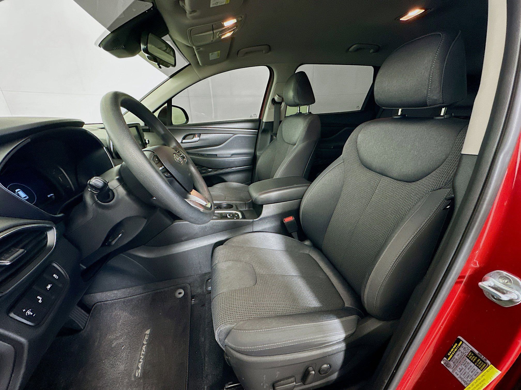 Used 2019 Hyundai Santa Fe SEL FWD image 13