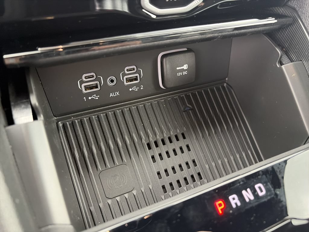 New 2026 Jeep Grand Cherokee Altitude RWD image 25