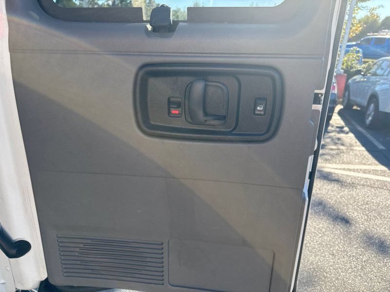 Used 2024 Chevrolet Express 3500 LS RWD image 17