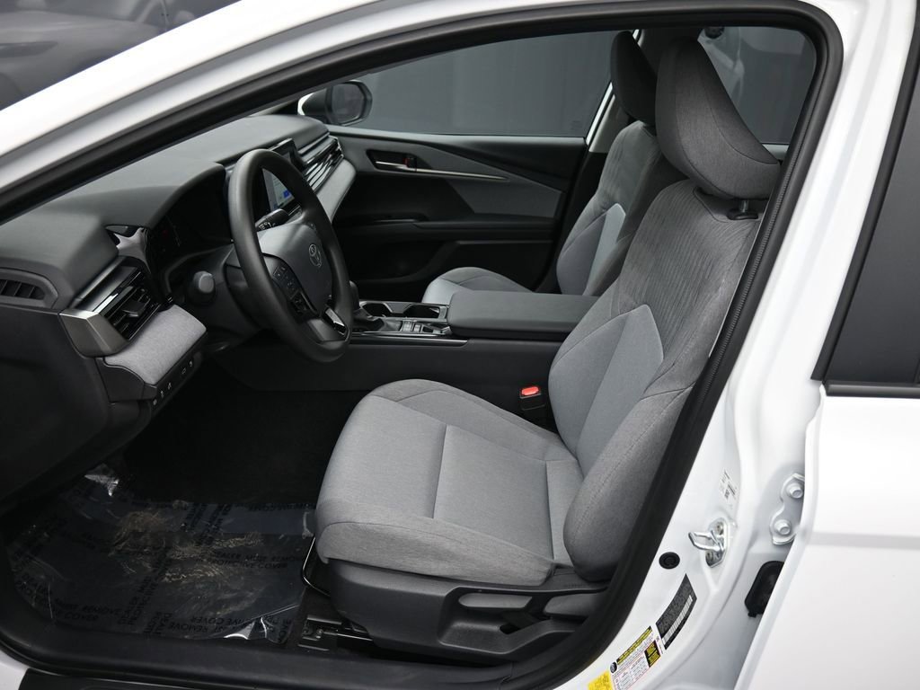 Certified 2025 Toyota Camry LE image 18