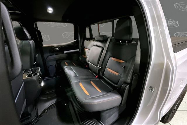 Used 2025 GMC Sierra 1500 AT4 w/ AT4 Premium Package AWD/4WD image 15