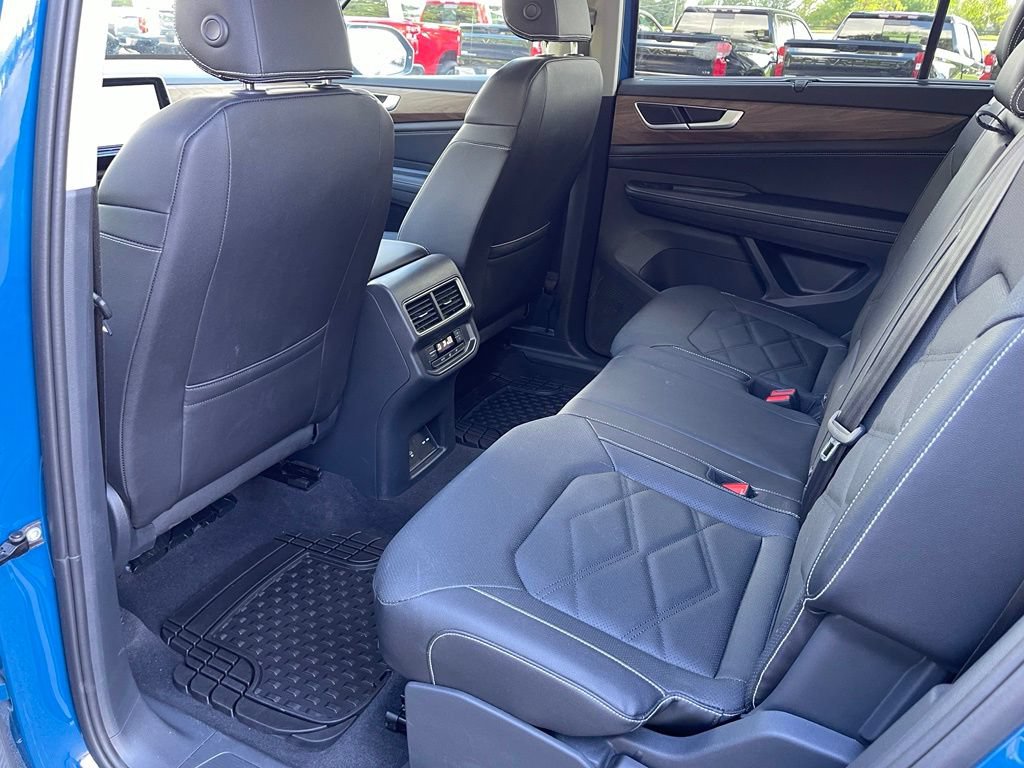 Used 2026 Volkswagen Atlas SE AWD/4WD image 6